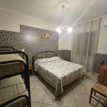 Luna Rossa Guest house