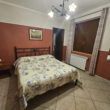 Luna Rossa Guest house *